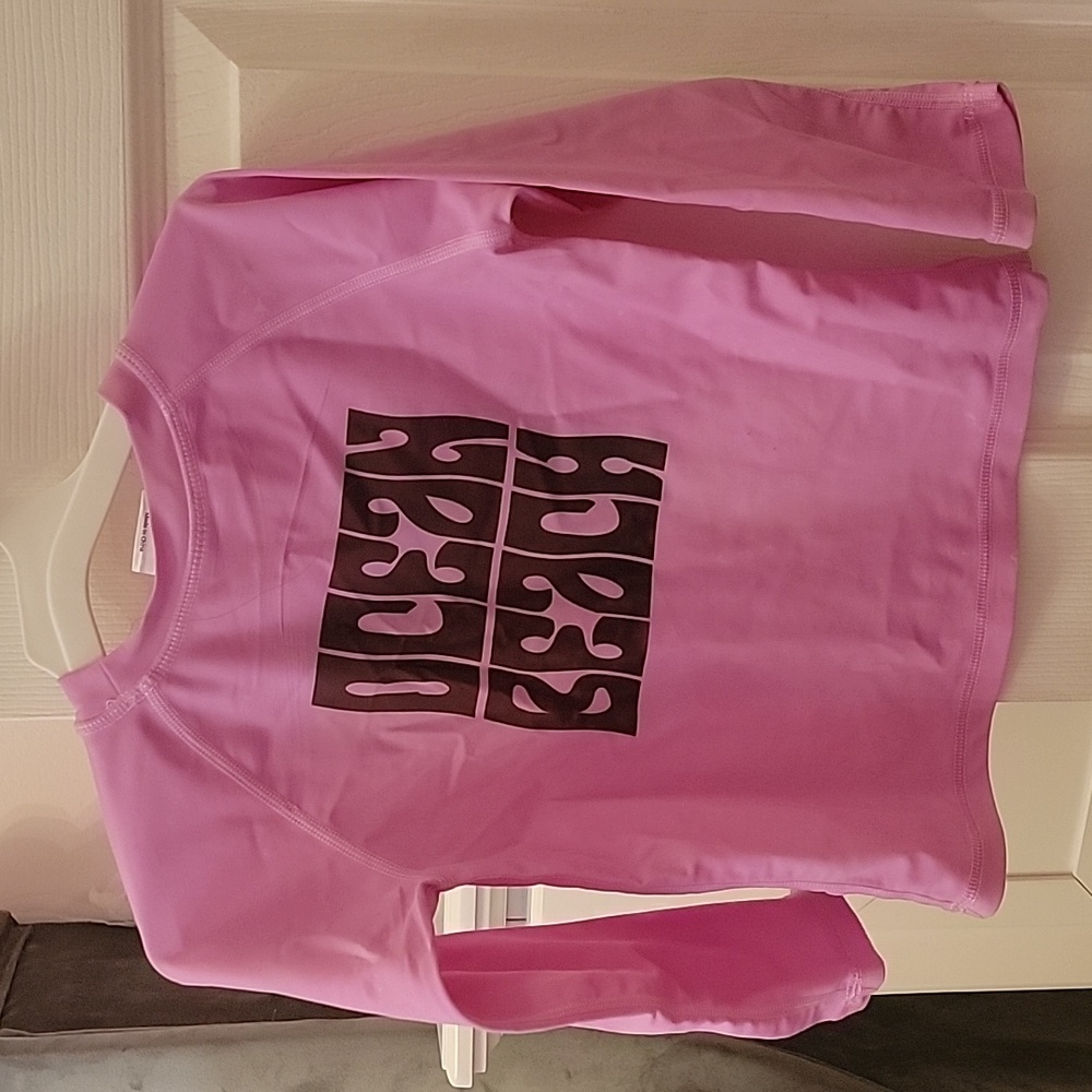 Rash Guard NWOT - Picture 2 of 2